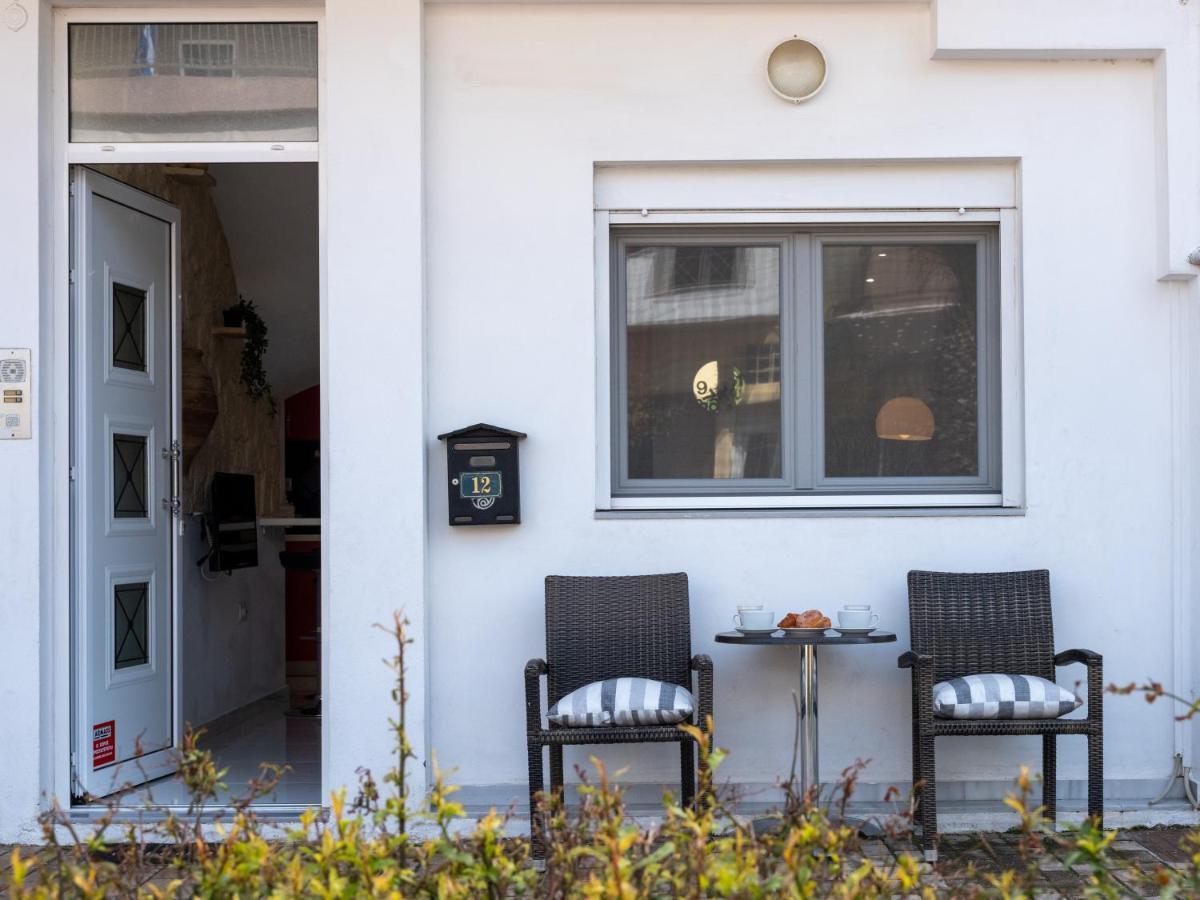 Palm House Near Airport דירה